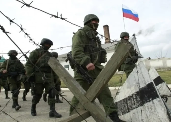 Загарбники закрили на в’їзд та виїзд міста на Луганщині