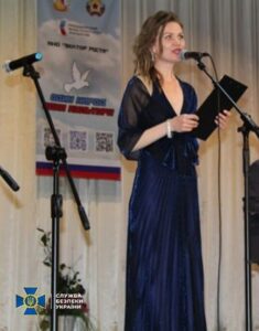 СБУ викрила 2-х організаторок масових пропагандистських заходів на підтримку російської агресії на Луганщині