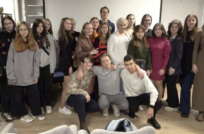 Фаховий мистецький коледж Луганської державної академії культури і мистецтв інформує вступників про особливості вступної кампанії у 2024 році