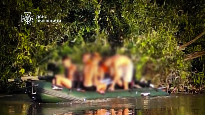 На річці Дністер врятовано хлопців