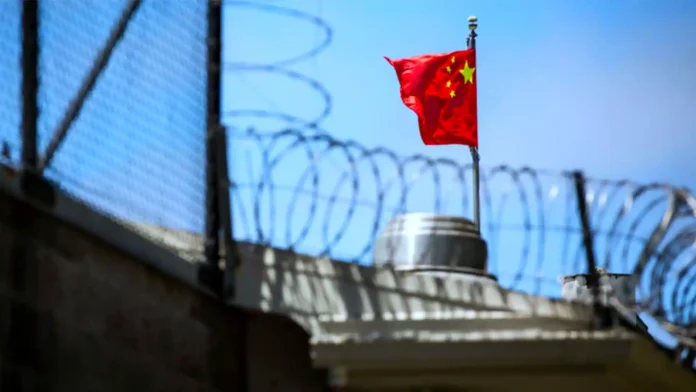 Іноземні інвестори вивели рекордну суму грошей з Китаю