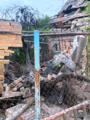 Нікополь під російським обстрілом, загинула дитина
