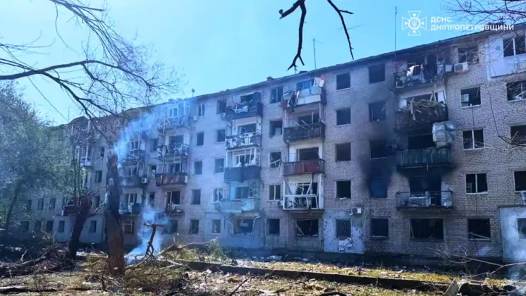 Атака на Павлоград: зростає кількість поранених людей