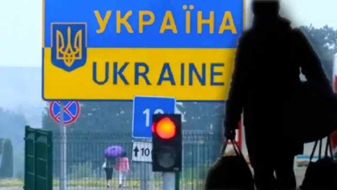 Українці масово відмовляються від громадянства – нардеп