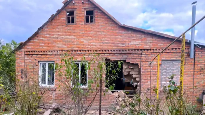 Нікопольщина під атакою: постраждали вагітна жінка та дитина