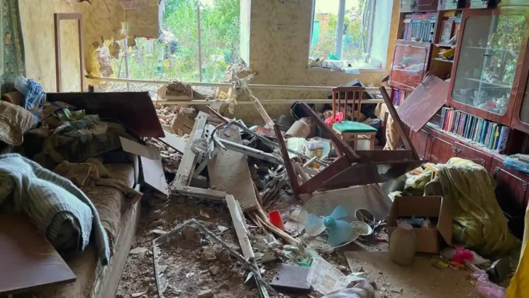 Обстріл Нікопольського району: постраждали вагітна жінка та дитина