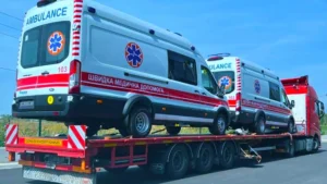 НАТО допомагає Україні: передано 65 автівок «швидкої»