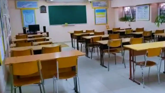 Багато учнів 10-11 класів залишають Україну – Лісовий