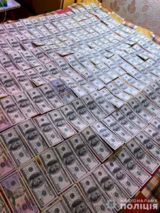 Посадовець ТЦК заробляв на чоловіках, які уникають мобілізації