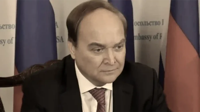 Диктатор путін прибрав посла росії в США