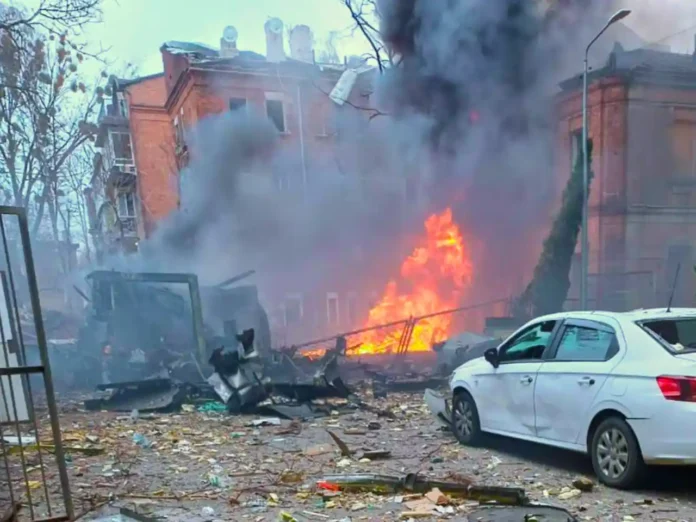 Унаслідок атаки по центру Харкова постраждали 19 людей