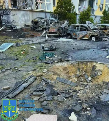 Нічна атака на Одесу: росіяни вбили жінку, двоє дітей поранено