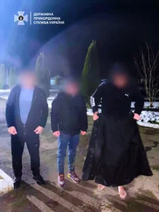 Троє чоловіків намагались втекти з України через крижану Тису