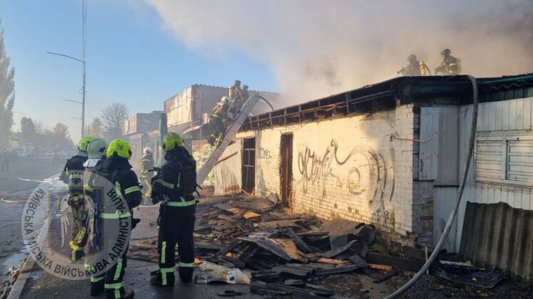 Наслідки атаки російських дронів на Київ повідомили в КМВА