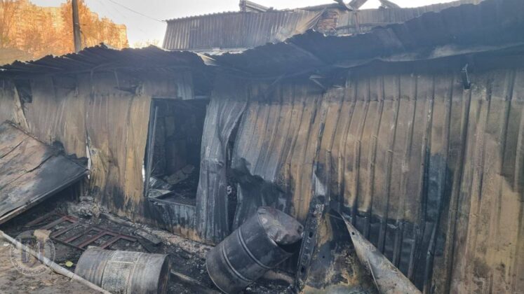 Наслідки атаки російських дронів на Київ повідомили в КМВА