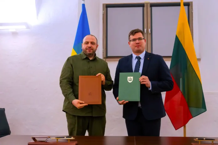 Литва виділяє кошти на українську далекобійну зброю: погоджено перший транш