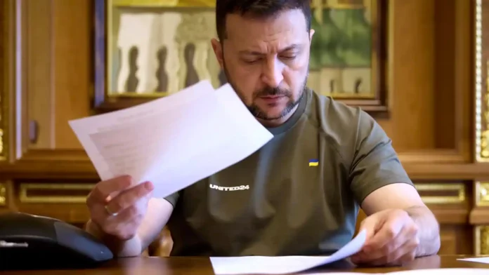 Зеленський підписав закон про історичне підвищення податків