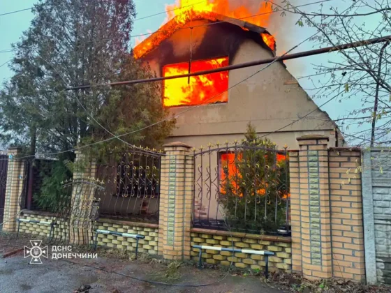 Рятувальники потрапили під повторний обстріл у Покровську