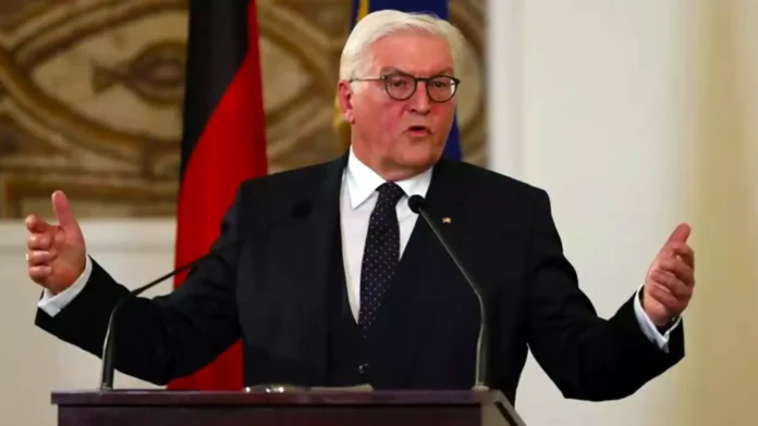 Президент Німеччини Штайнмаєр розпустив парламент