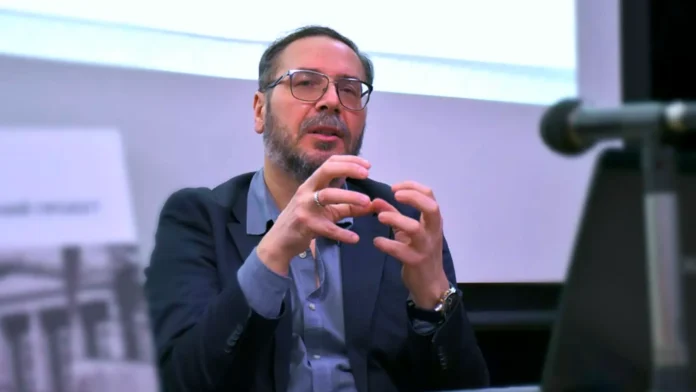 Директор Національного музею історії України не повернувся з відрядження