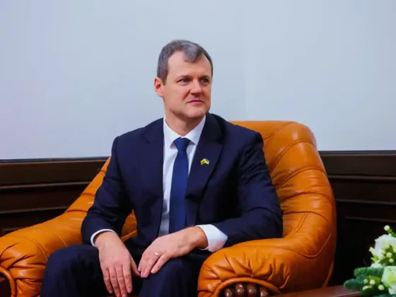 До Києва прибула урядова делегація на чолі з прем’єр-міністром Литви