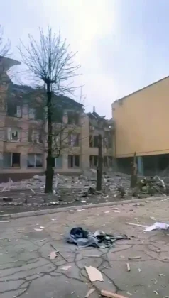 Балістичний удар по Кривому Рогу: діти стрибають з вікон навчального закладу, є загиблі