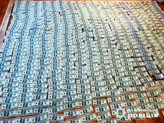 Чоловікам на Одещині продавали фейкові документи моряків