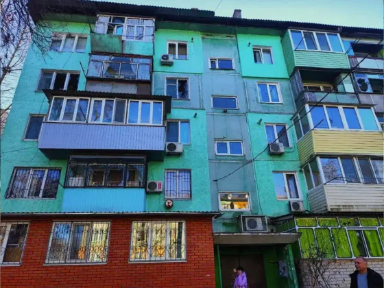 Ворожий обстріл Нікополя: росіяни вбили людину