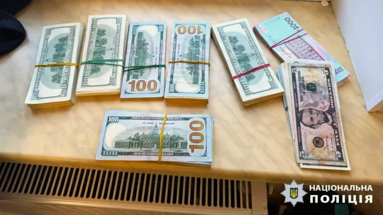 Чоловікам на Одещині продавали фейкові документи моряків