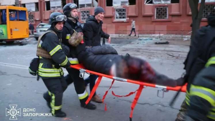 Кількість постраждалих від удару рф по Запоріжжю значно зросла
