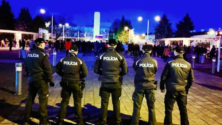 Словаччинна масово протестує проти уряду Фіцо