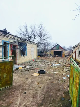 Наслідки атак на Донеччині: росіяни вбили людей, багато поранених та руйнувань