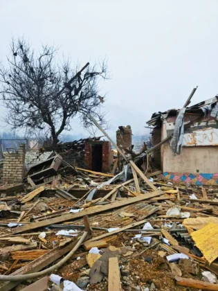 Наслідки атак на Донеччині: росіяни вбили людей, багато поранених та руйнувань