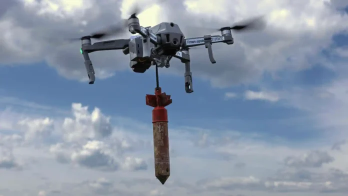 Росіяни скидають з дрона вибухівку на мешканців Херсона