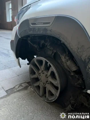 Під поліцейськими розірвалась міна під час евакуації на Херсонщині