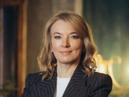 Фото голови партії Слуга Народу Олени Шуляк