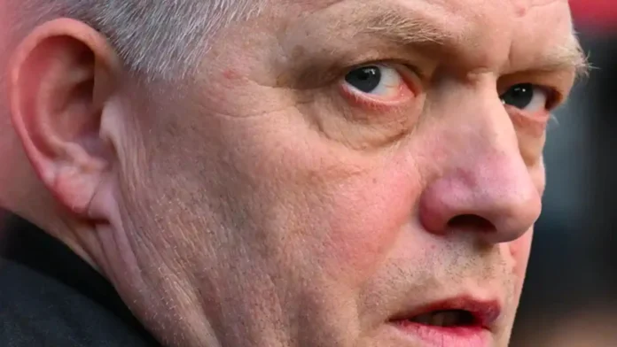 Вотум недовіри уряду Роберта Фіцо ініціювали опозиційні сили Словаччини