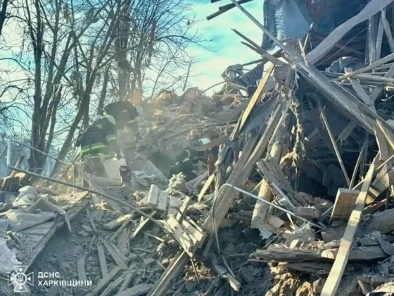 Авіаудар по Харківщині: росіяни вдарили по селищу Золочів