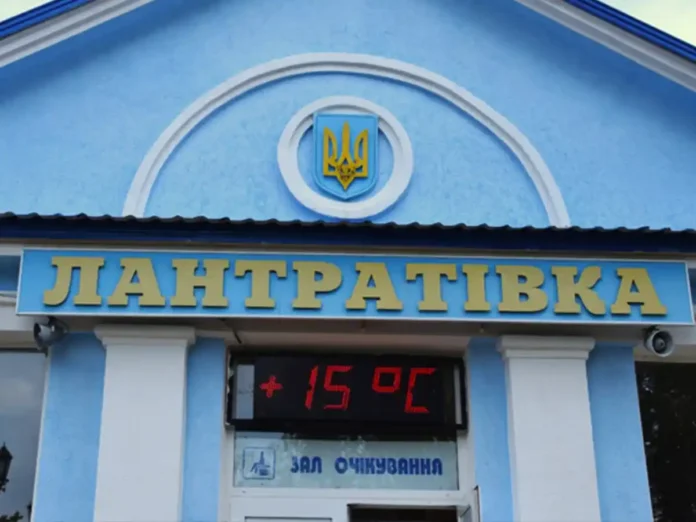 Трьом начальницям залізничних станцій на Луганщині повідомлено про підозру
