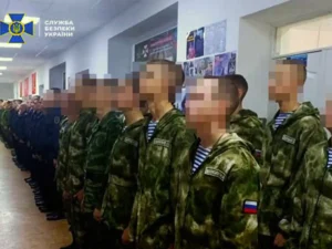 Колаборант у Луганську готує дітей до армії росії