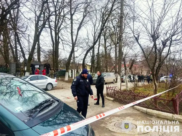 Вибух біля ТЦК у Кам'янці-Подільському: загинула одна особа, є поранені