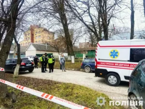 Вибух біля ТЦК у Кам'янці-Подільському: загинула одна особа, є поранені