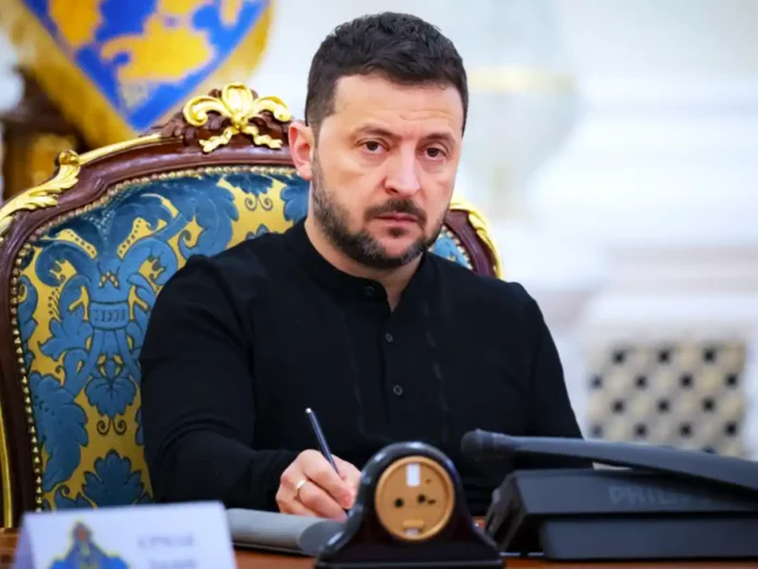 Зеленський підписав санкції проти Порошенка та ще низки осіб