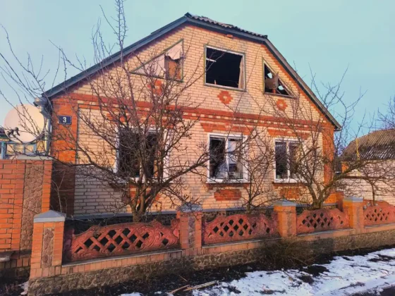 Під російським авіаударом знову Золочів на Харківщині - ОВА
