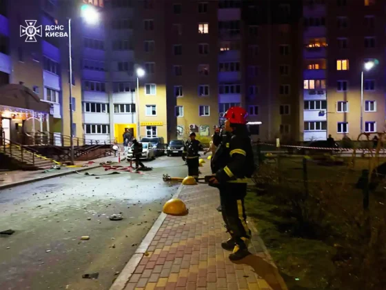 Наслідки атака російських БпЛА на Київ: троє загиблих, серед них дитина