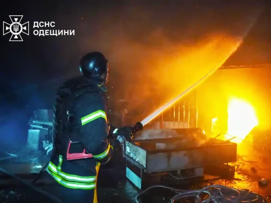 Дрони та ракети атакували Одесу: зруйновано санаторій, є жертви