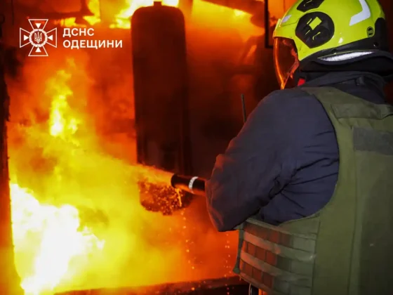 Дрони та ракети атакували Одесу: зруйновано санаторій, є жертви