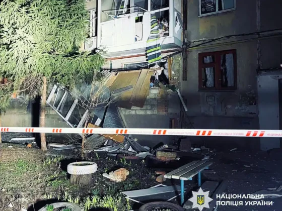 Масована атака на Кропивницький: пролунало понад 30 вибухів, є поранені