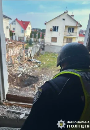 Наслідки атака російських БпЛА на Київ: троє загиблих, серед них дитина