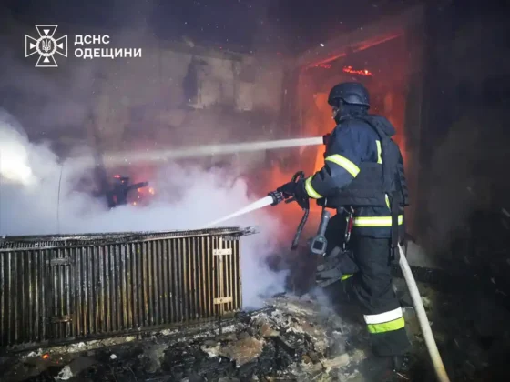 Дрони та ракети атакували Одесу: зруйновано санаторій, є жертви